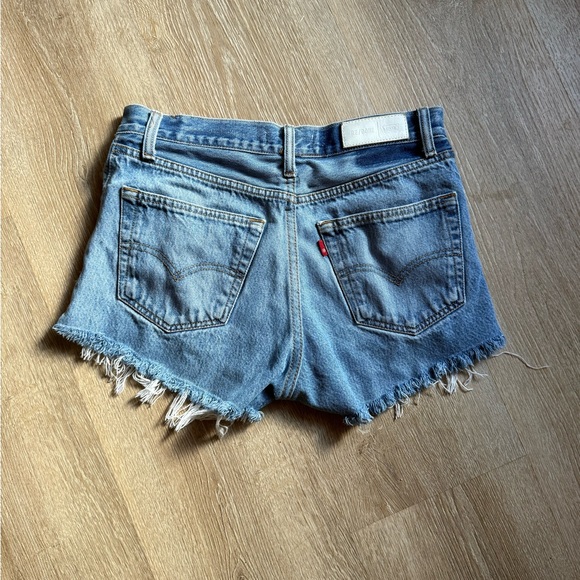Levis redone Denim Shorts - Picture 3 of 4